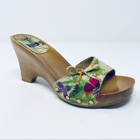 Stuart Weitzman Shoes - Stuart Weitzman butterfly wooden wedge sandals